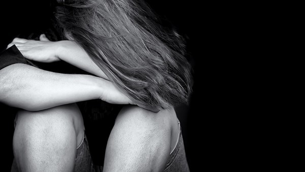 分手后的正确姿势：爱情不是乞求来的！这些道理越早明白越好！